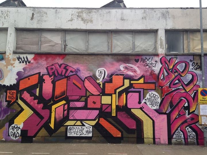 Fresh Graffiti Spray Paint Art on Fountayne Road (UPDATED!!)